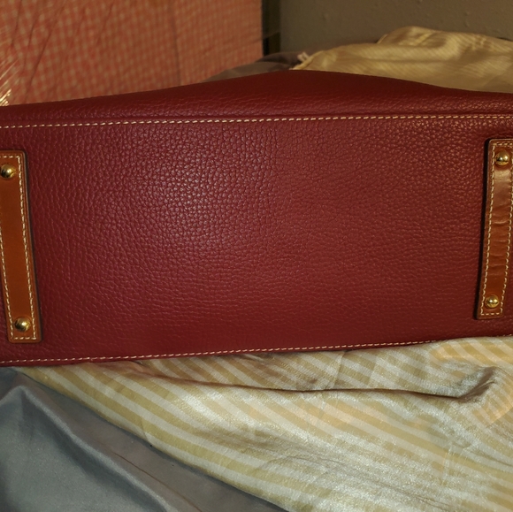 Dooney Bourke pebble leather JULLIETE hobo bag - Picture 4 of 8